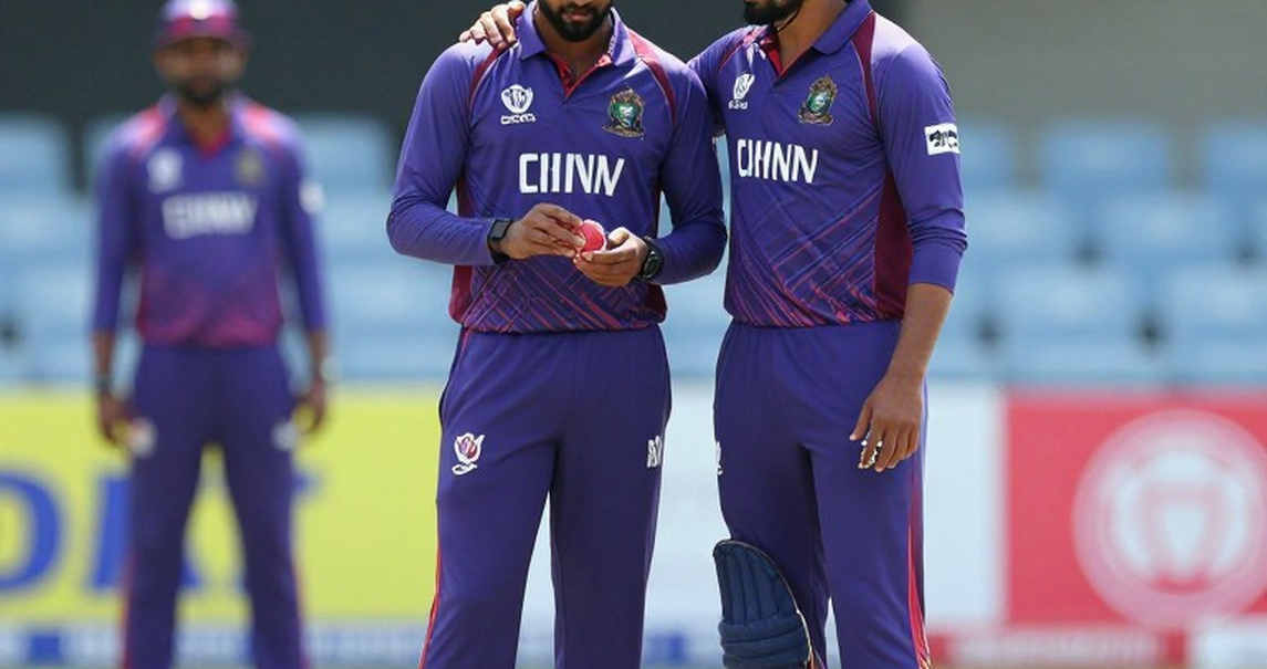 मुंबई इंडियंस ने IPL 2027 के लिए कोचिंग स्टाफ का ऐलान किया: उथप्पा और मैक्लेनघन की वापसी, कुलकर्णी को 'डेवलपमेंट' की नई भूमिका